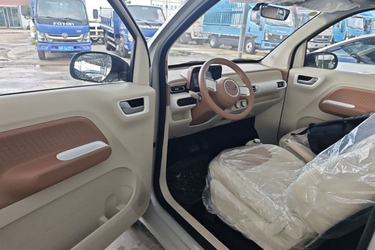 Used Wuling Hongguang MINIEV 2024 3rd Generation 215km Youth Edition Driver Seat