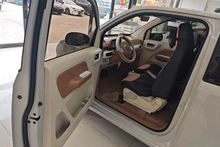 Used Wuling Hongguang MINIEV 2024 3rd Generation 215km Youth Edition Driver Seat