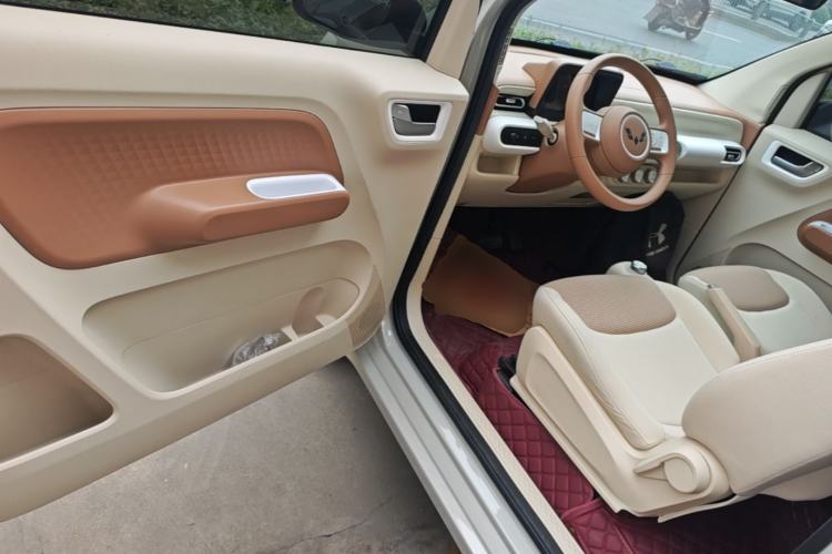 Used Wuling Hongguang MINIEV 2024 3rd Generation 215km Youth Edition Driver Seat