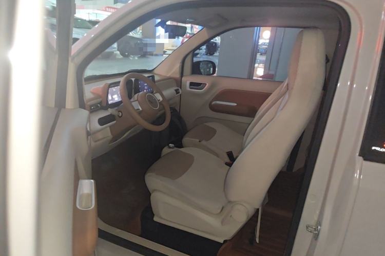 Used Wuling Hongguang MINIEV 2024 3rd Generation 215km Youth Edition Driver Seat