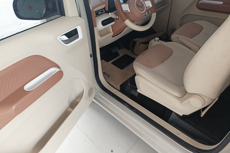 Used Wuling Hongguang MINIEV 2024 3rd Generation 215km Youth Edition Driver Seat