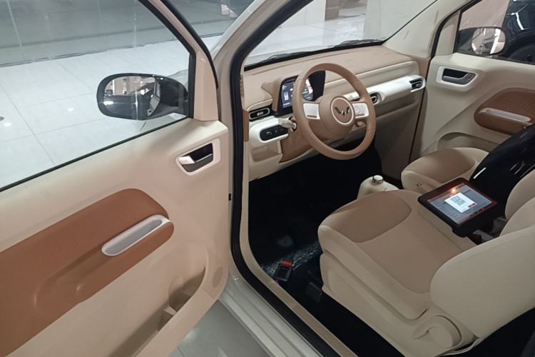 Used Wuling Hongguang MINIEV 2024 3rd Generation 215km Youth Edition Driver Seat