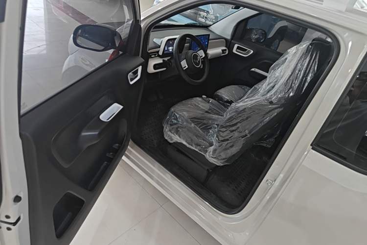 Used Wuling Hongguang MINIEV 2024 3rd Generation 215km Youth Edition Driver Seat