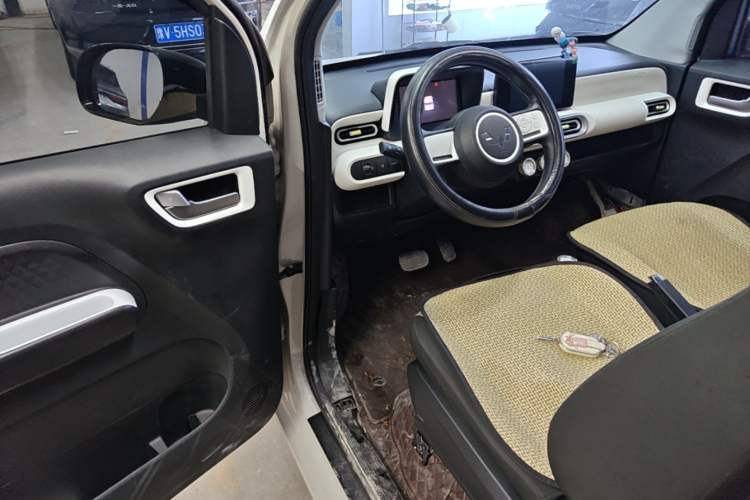 Used Wuling Hongguang MINIEV 2024 3rd Generation 215km Advanced Version Driver Seat