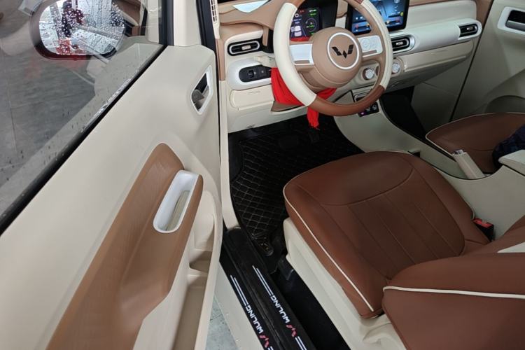 Used Wuling Hongguang MINIEV 2024 3rd Generation 215km Youth Edition Driver Seat