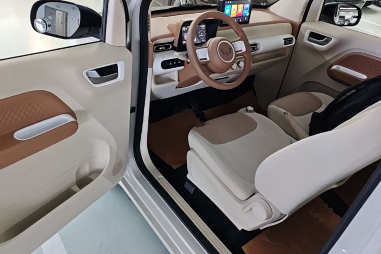 Used Wuling Hongguang MINIEV 2024 3rd Generation 215km Youth Edition Driver Seat
