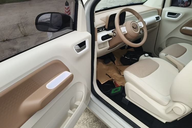 Used Wuling Hongguang MINIEV 2024 3rd Generation 215km Youth Edition Driver Seat