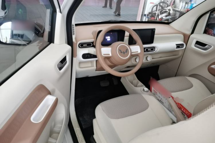 Used Wuling Hongguang MINIEV 2024 3rd Generation 215km Advanced Version Driver Seat