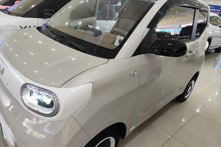 Used Wuling Hongguang MINIEV 2024 3rd Generation 215km Youth Edition Guazi used car, China used car export, Used car for sale, Used  cars, Cheapest cars for sale