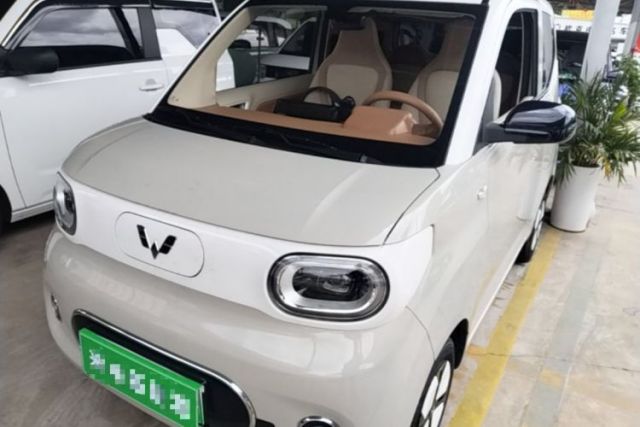 Używany Wuling Hongguang MINIEV 2024 3rd Generation 215km Advanced Version