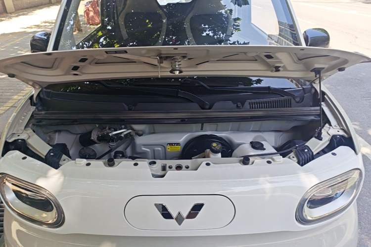 Used Wuling Hongguang MINIEV 2024 3rd Generation 215km Advanced Version Engine Bay