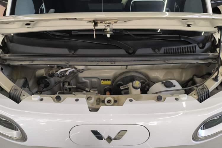 Used Wuling Hongguang MINIEV 2024 3rd Generation 170 km Engine Bay