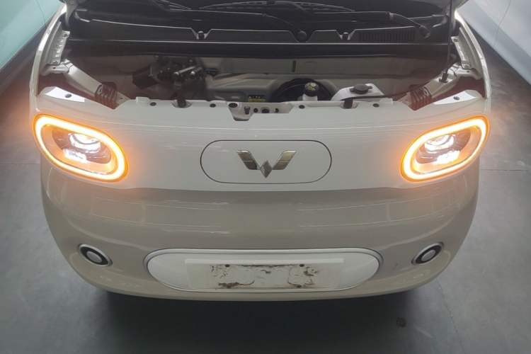 Used Wuling Hongguang MINIEV 2024 3rd Generation 215km Youth Edition Engine Bay