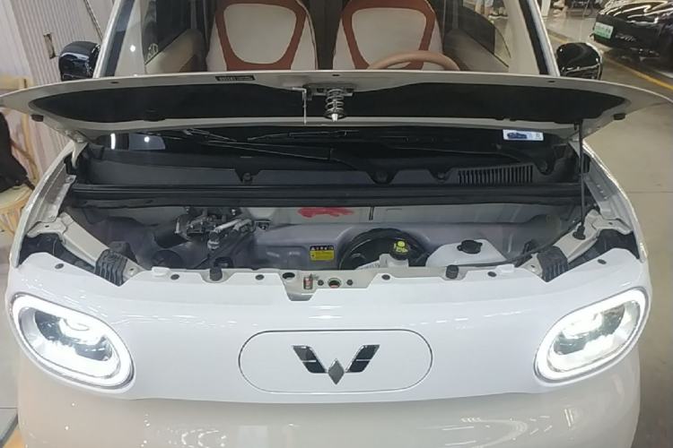 Used Wuling Hongguang MINIEV 2024 3rd Generation 215km Youth Edition Engine Bay