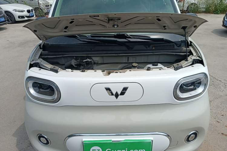 Used Wuling Hongguang MINIEV 2024 3rd Generation 215km Advanced Version Engine Bay