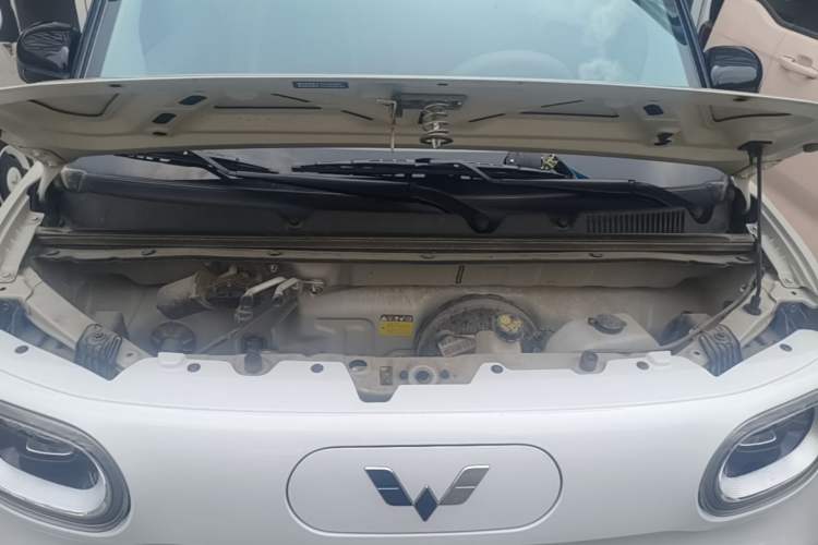Used Wuling Hongguang MINIEV 2024 3rd Generation 215km Youth Edition Engine Bay