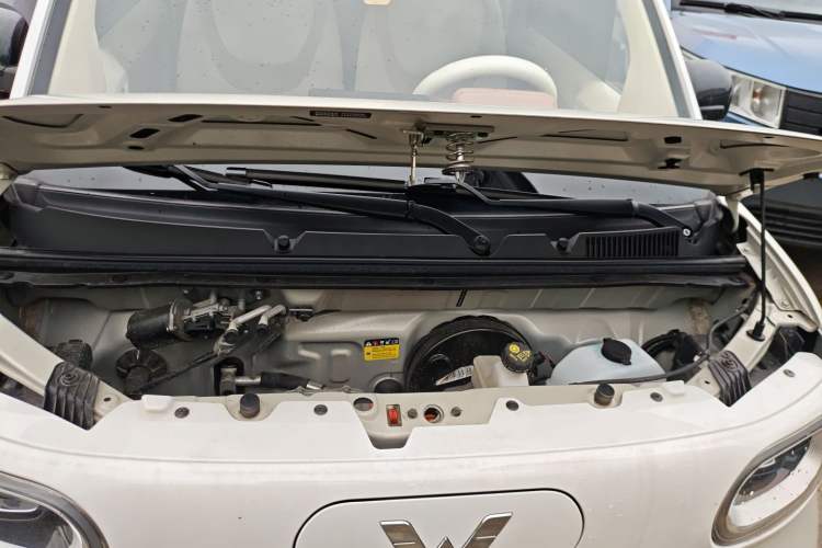 Used Wuling Hongguang MINIEV 2024 3rd Generation 215km Advanced Version Engine Bay