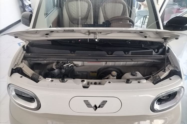 Used Wuling Hongguang MINIEV 2024 3rd Generation 215km Youth Edition Engine Bay