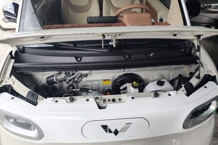 Used Wuling Hongguang MINIEV 2024 3rd Generation 215km Advanced Version Engine Bay