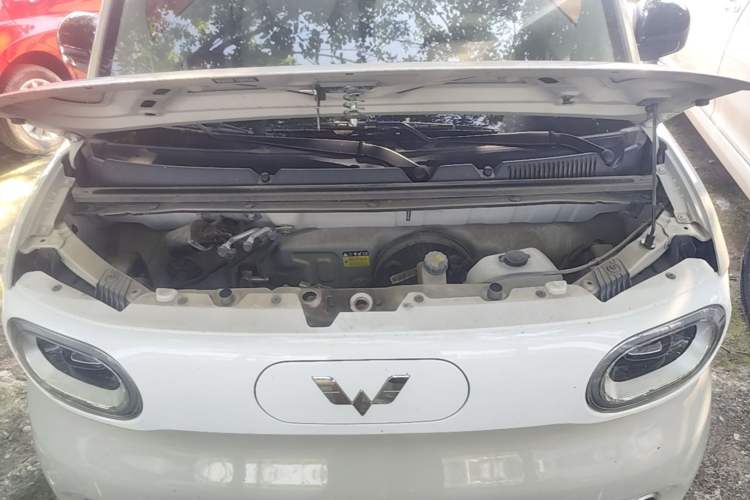 Used Wuling Hongguang MINIEV 2024 3rd Generation 215km Youth Edition Engine Bay