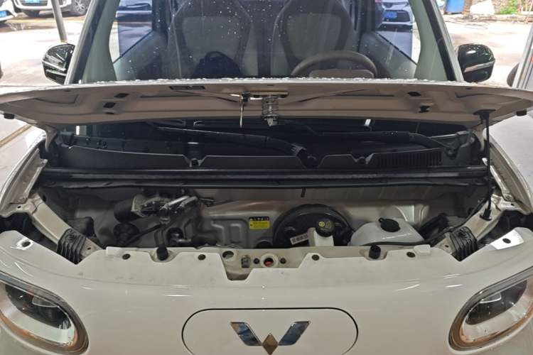 Used Wuling Hongguang MINIEV 2024 3rd Generation 215km Advanced Version Engine Bay