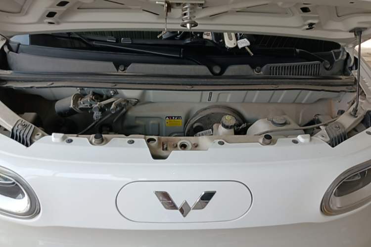 Used Wuling Hongguang MINIEV 2024 3rd Generation 215km Youth Edition Engine Bay