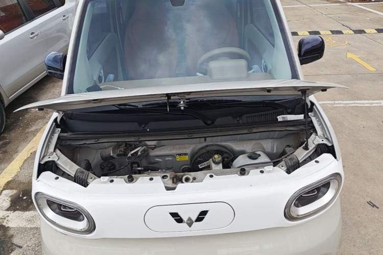 Used Wuling Hongguang MINIEV 2024 3rd Generation 215km Youth Edition Engine Bay