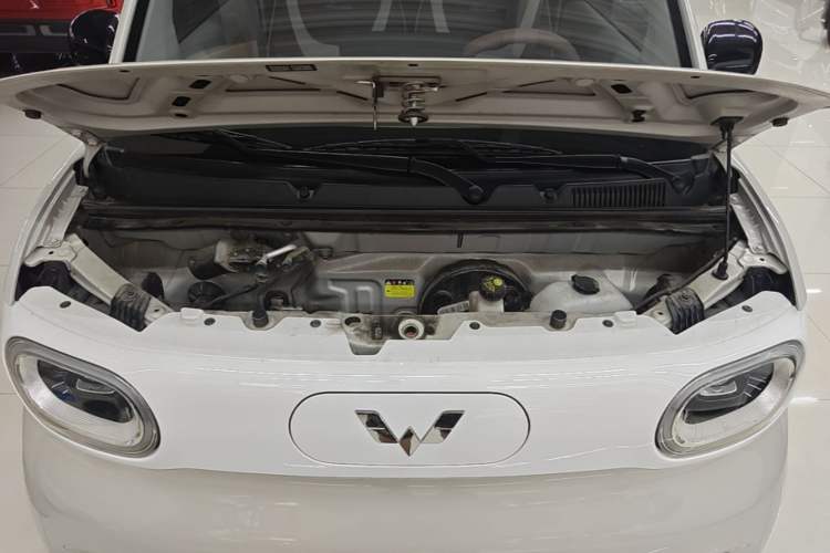 Used Wuling Hongguang MINIEV 2024 3rd Generation 215km Youth Edition Engine Bay