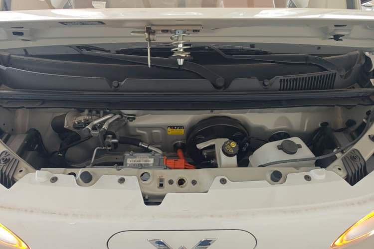 Used Wuling Hongguang MINIEV 2024 3rd Generation 215km Youth Edition Engine Bay