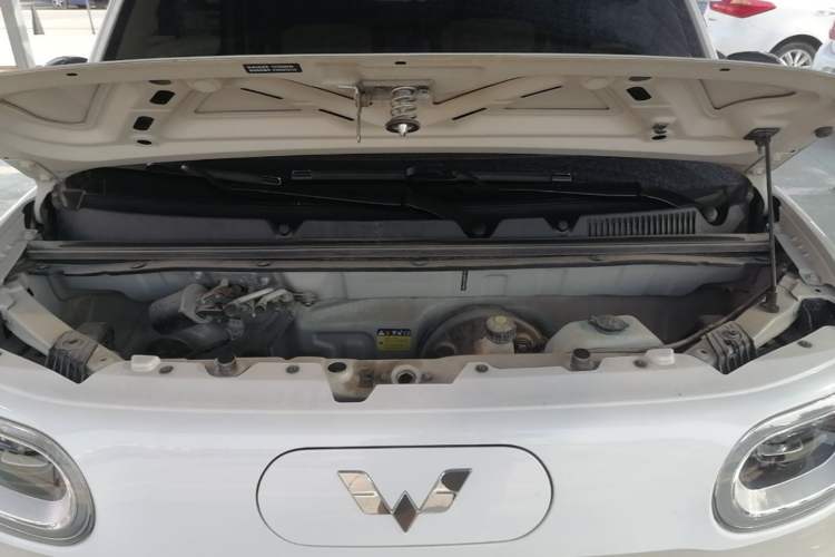 Used Wuling Hongguang MINIEV 2024 3rd Generation 215km Advanced Version Engine Bay