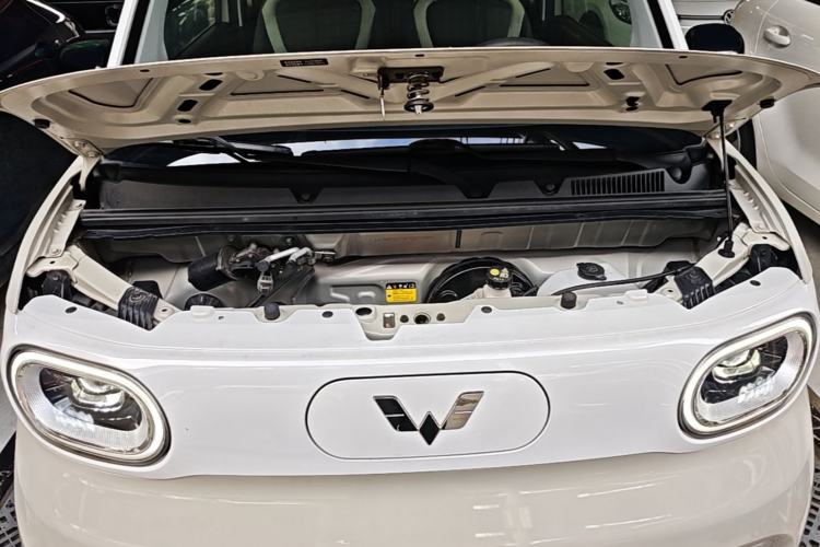 Used Wuling Hongguang MINIEV 2024 3rd Generation 215km Advanced Version Engine Bay