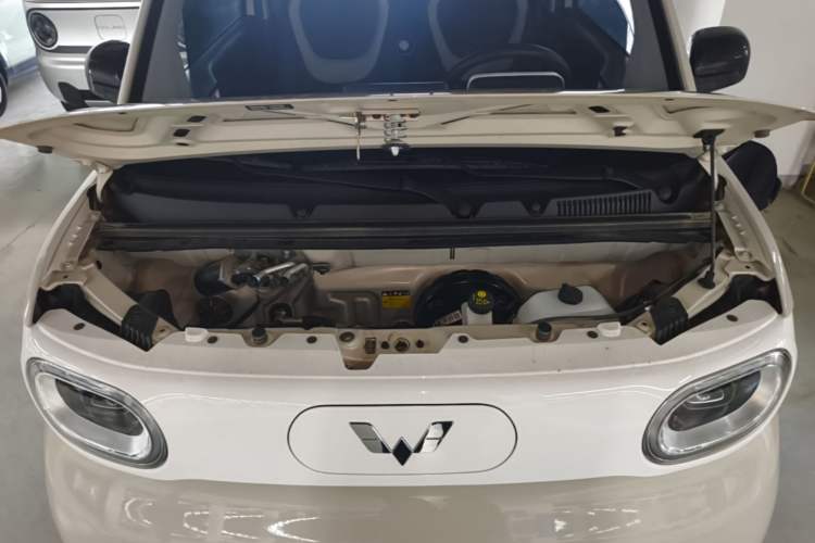 Used Wuling Hongguang MINIEV 2024 3rd Generation 215km Youth Edition Engine Bay
