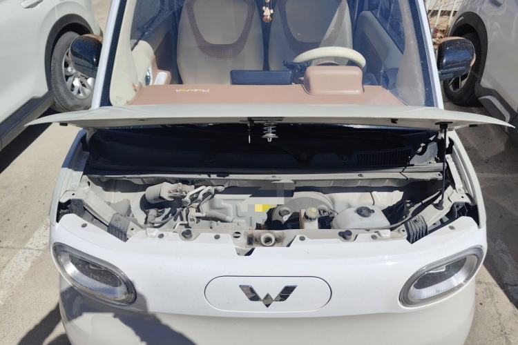 Used Wuling Hongguang MINIEV 2024 3rd Generation 215km Advanced Version Engine Bay
