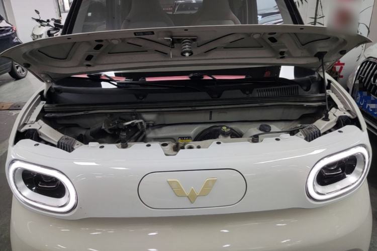Used Wuling Hongguang MINIEV 2024 3rd Generation 215km Youth Edition Engine Bay