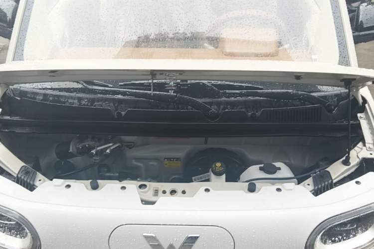 Used Wuling Hongguang MINIEV 2024 3rd Generation 215km Youth Edition Engine Bay