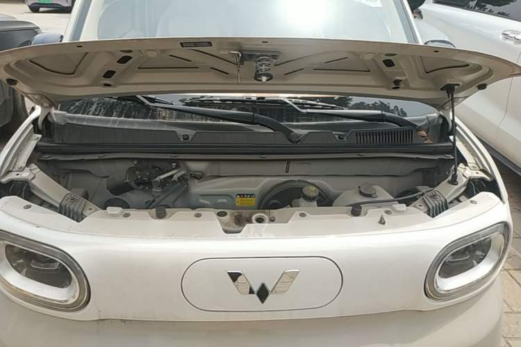 Used Wuling Hongguang MINIEV 2024 3rd Generation 215km Youth Edition Engine Bay