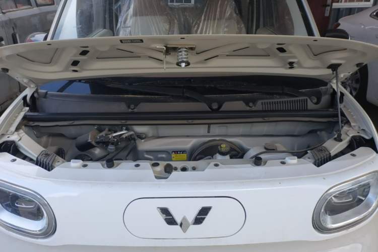 Used Wuling Hongguang MINIEV 2024 3rd Generation 215km Youth Edition Engine Bay