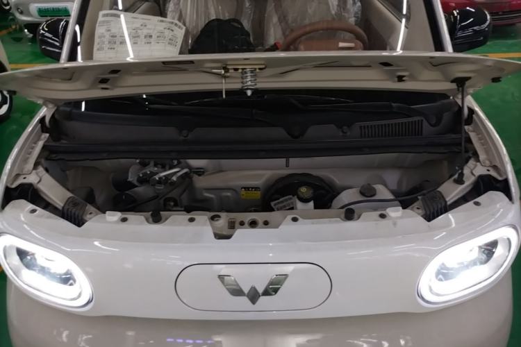 Used Wuling Hongguang MINIEV 2024 3rd Generation 215km Youth Edition Engine Bay