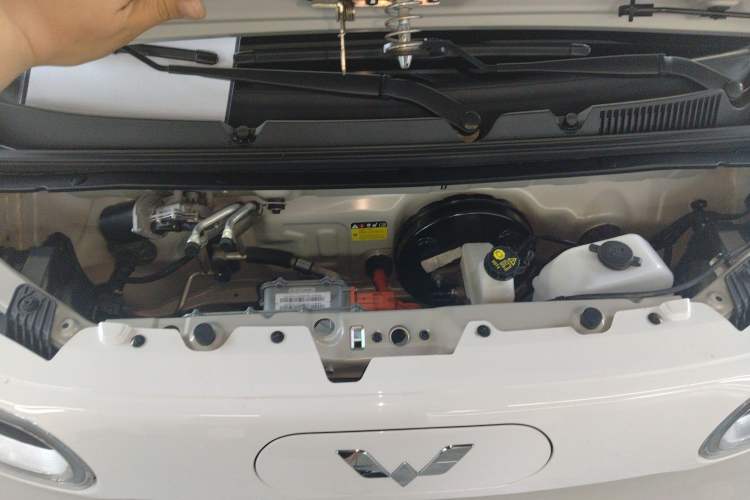 Used Wuling Hongguang MINIEV 2024 3rd Generation 215km Youth Edition Engine Bay