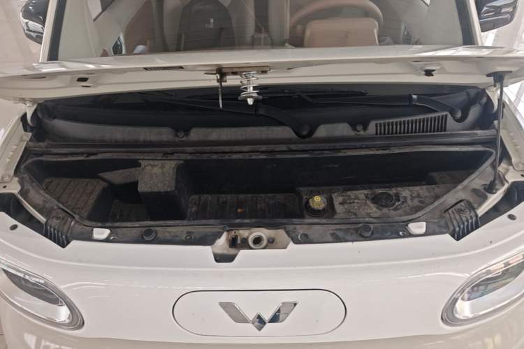 Used Wuling Hongguang MINIEV 2024 3rd Generation 215km Youth Edition Engine Bay