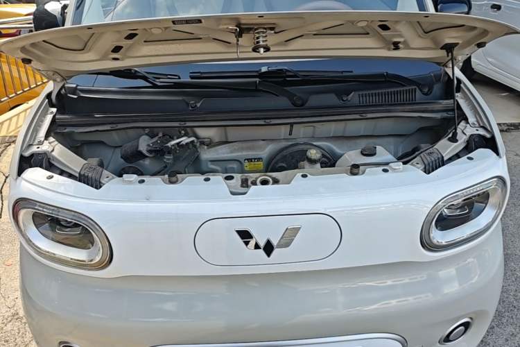 Used Wuling Hongguang MINIEV 2024 3rd Generation 215km Youth Edition Engine Bay