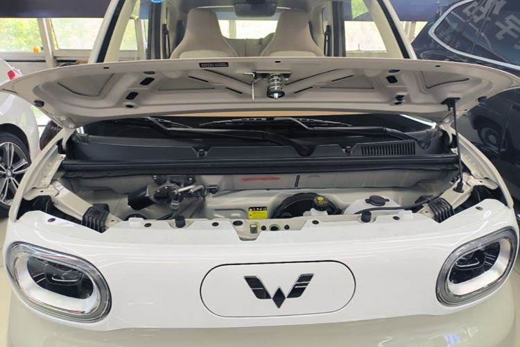 Used Wuling Hongguang MINIEV 2024 3rd Generation 215km Youth Edition Engine Bay