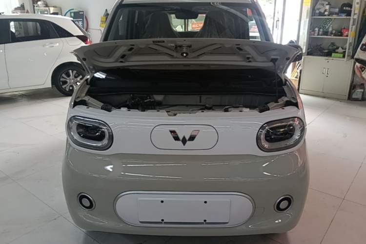 Used Wuling Hongguang MINIEV 2024 3rd Generation 215km Youth Edition Engine Bay