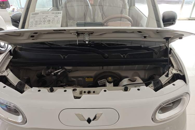 Used Wuling Hongguang MINIEV 2024 3rd Generation 215km Youth Edition Engine Bay