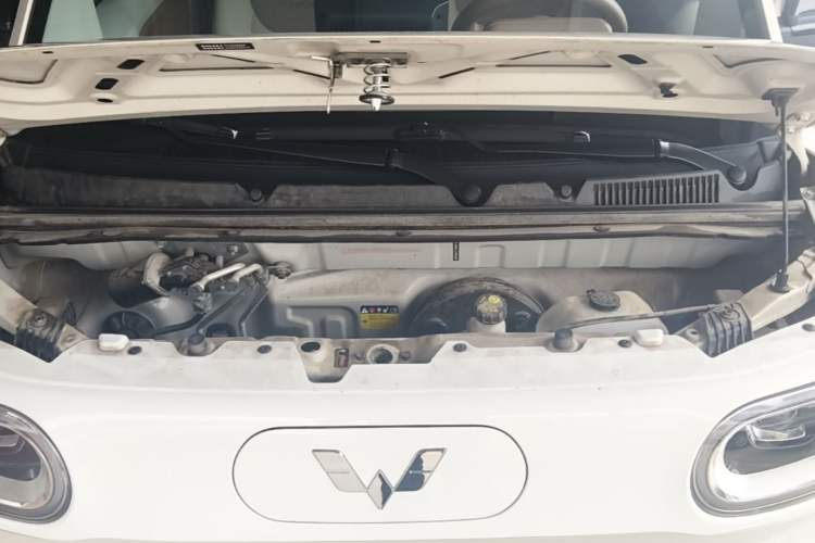 Used Wuling Hongguang MINIEV 2024 3rd Generation 215km Youth Edition Engine Bay