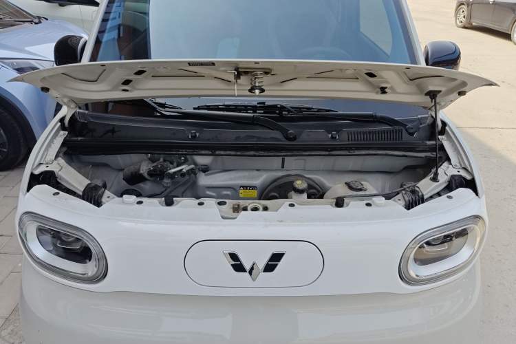 Used Wuling Hongguang MINIEV 2024 3rd Generation 215km Youth Edition Engine Bay