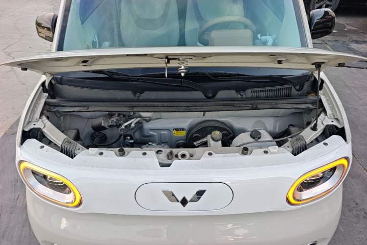 Used Wuling Hongguang MINIEV 2024 3rd Generation 215km Youth Edition Engine Bay