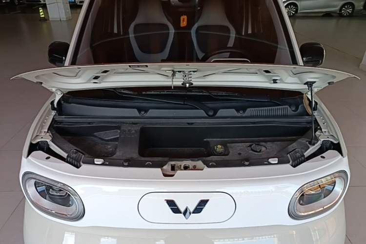 Used Wuling Hongguang MINIEV 2024 3rd Generation 215km Youth Edition Engine Bay