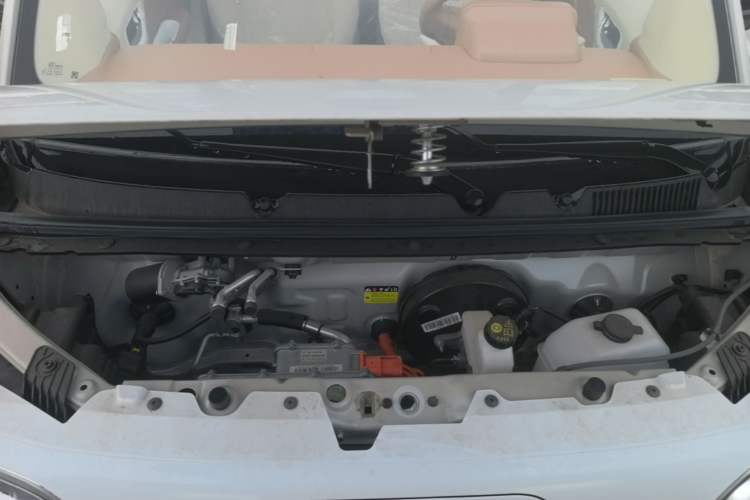 Used Wuling Hongguang MINIEV 2024 3rd Generation 215km Youth Edition Engine Bay