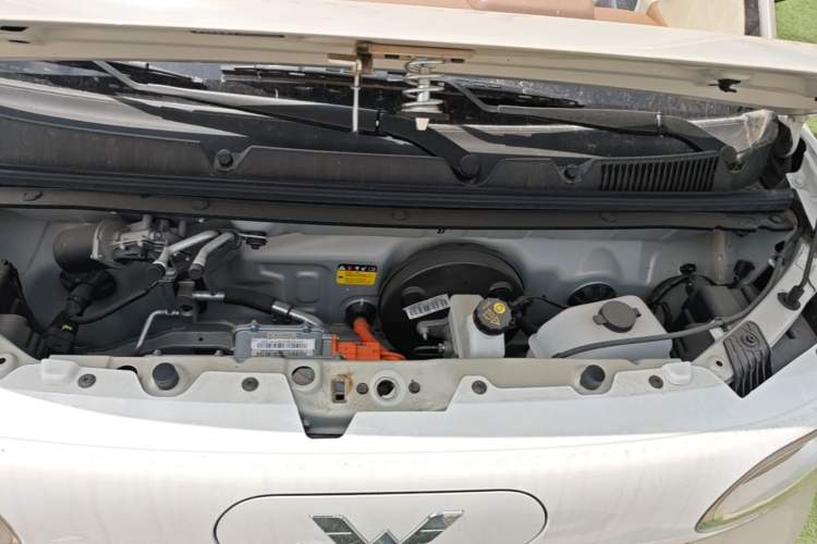 Used Wuling Hongguang MINIEV 2024 3rd Generation 215km Youth Edition Engine Bay